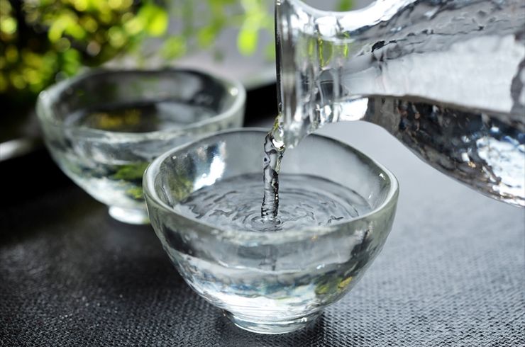 透き通った日本酒